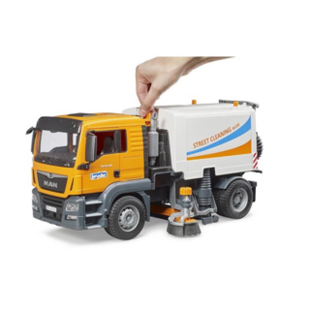 Bruder Auto Stratenreiniger MAN - Image 3