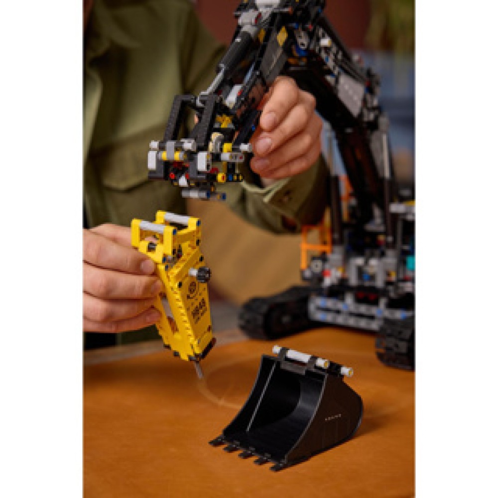 LEGO Technic 42215 Volvo EC500 Hybrid excavator - Image 4